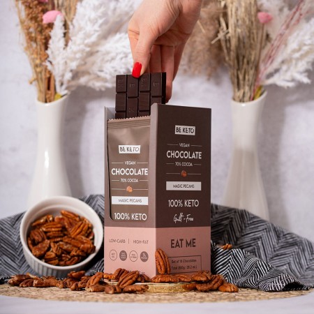 Vegan Keto Chocolate + MCT Oil - Magic Pecans Composition.jpg