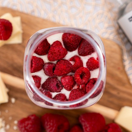 BeKeto Keto Cream White Chocolate Raspberry Composition2.jpg